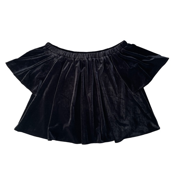 Sunday in Brooklyn Off-The-Shoulder Top - Picture 3 of 7